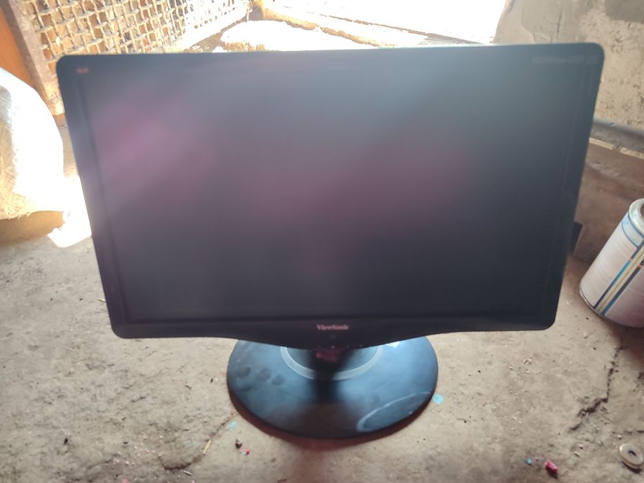 Продам монитор недорого