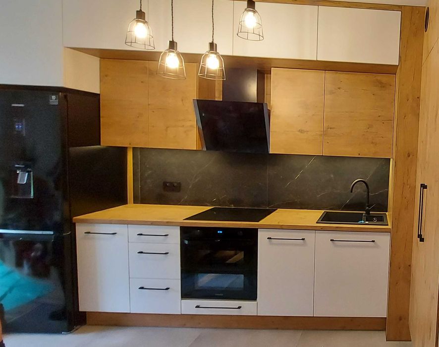 Składanie skręcanie  montaż mebli przeróbki wymiana frontów blatów meb