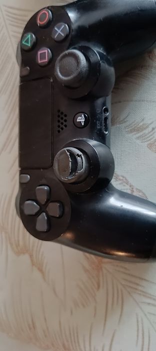 Playstation PS4 slim 1tb