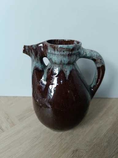 Dzbanek ceramiczny PRL vintage rękodzieło rustykalny 23,5 cm