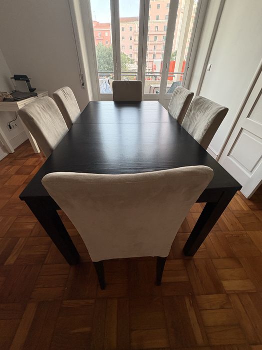 Conjunto Mesa IKEA Bjursta + 6 cadeiras IKEA Henriksdal