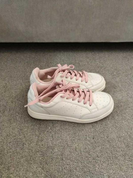 Lasocki skórzane sneakersy adidasy 38