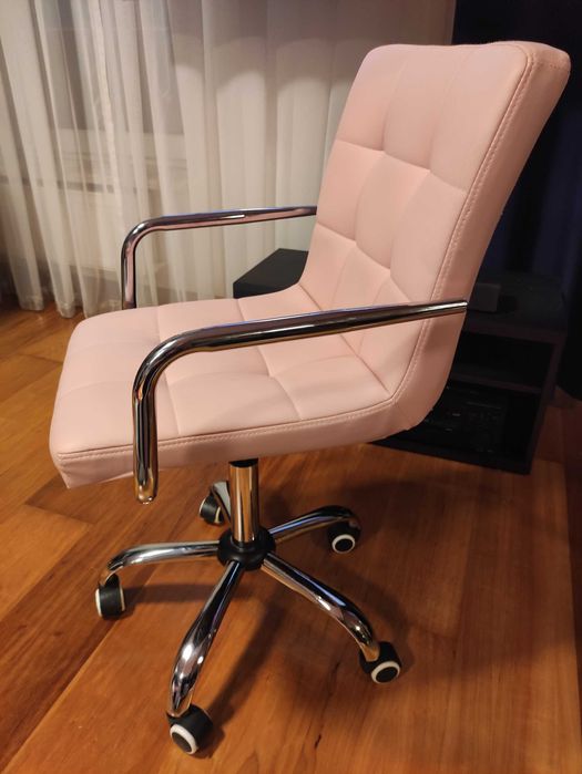 fotel biurowy obrotowy