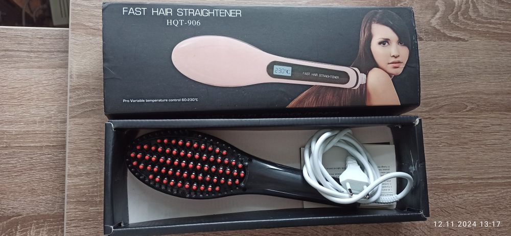 Гребінець, щітка випрямляч Fast Hair Straightener чорна