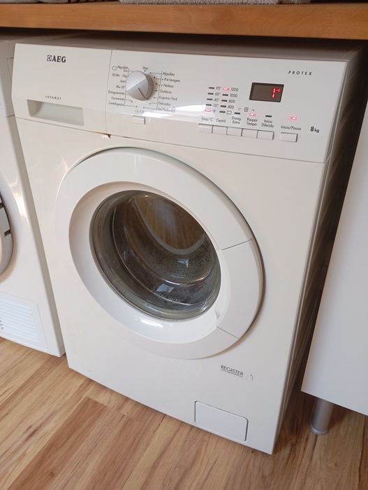 Máquina lavar roupa AEG 8KG