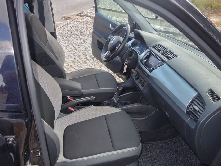 Skoda Fabia Break — fotografia 10