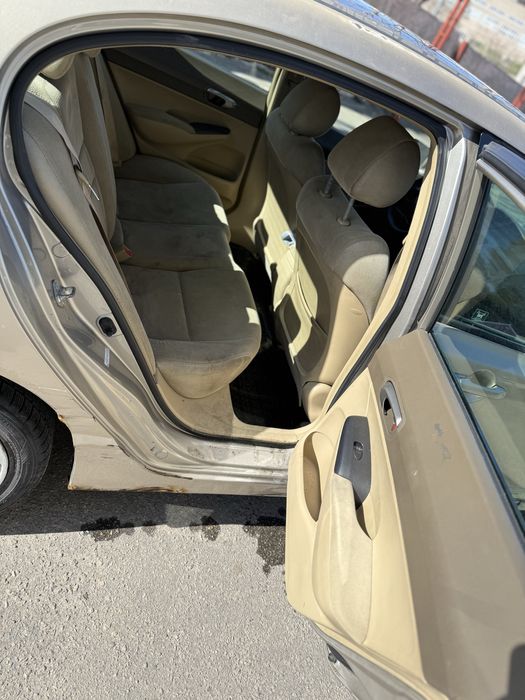 Honda Civic 1.8 бензин