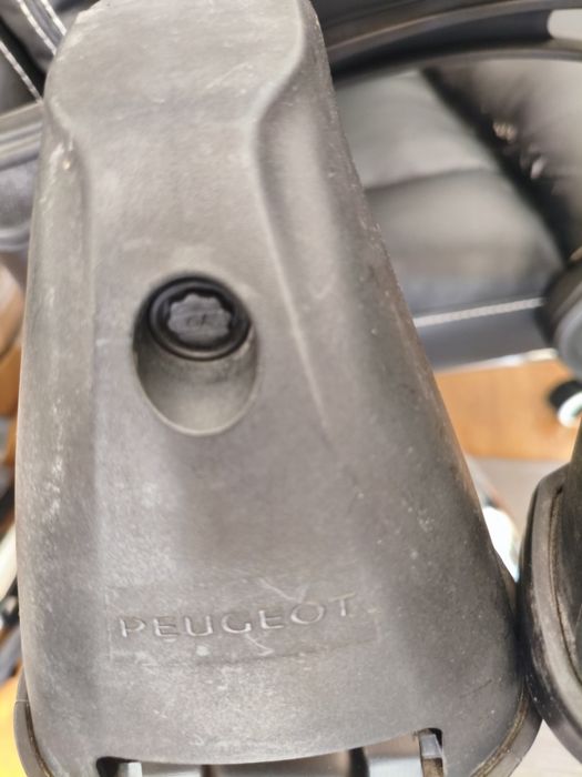 Barras de tejadilho Peugeot 208