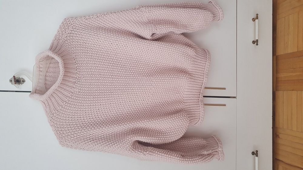Sweter pudrowy róż S