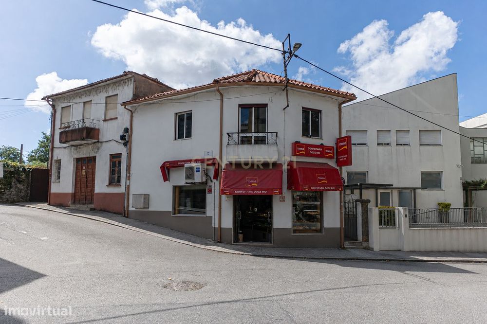 Trespasse de Confeitaria e Pastelaria com Fabrico Próprio no centro de