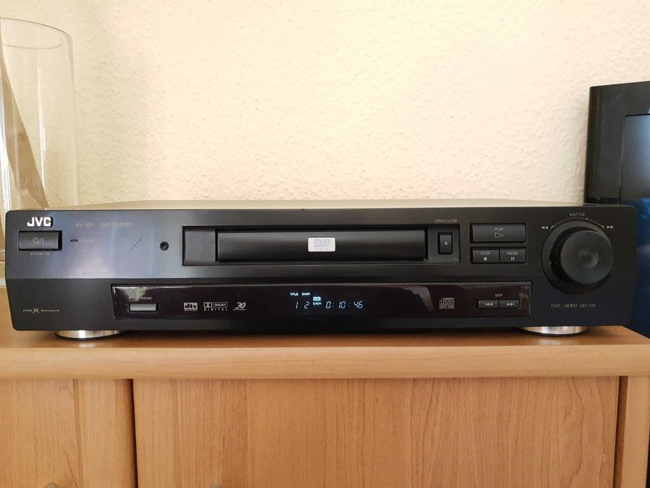 Odtwarzacz CD/DVD JVC XV-521