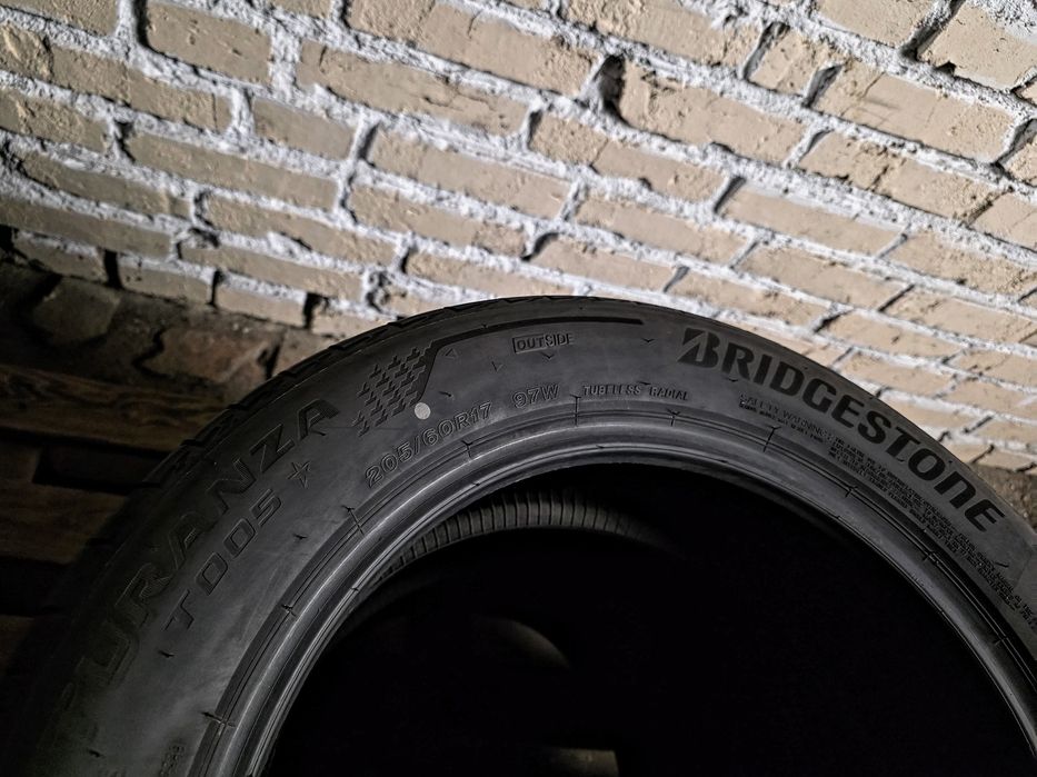 205/60r17 Bridgestone | 2023 | 6.5mm | Hungary | Преміум шини | 4шт