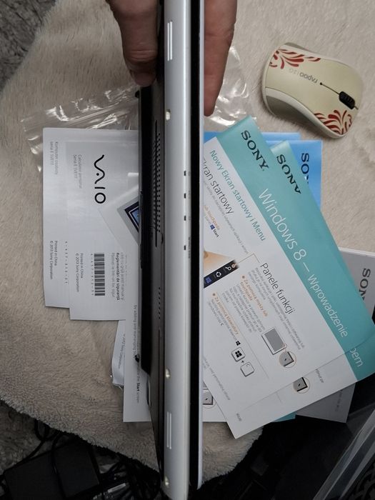 Notebook Sony Vaio 11,6" kolor biały komplet