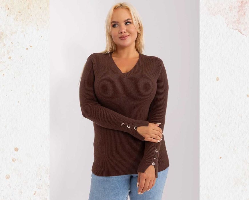 -> Ciemnobrązowy sweter damski - dekolt V  - PLUS SIZE -  Rozmiar: XL / XXL