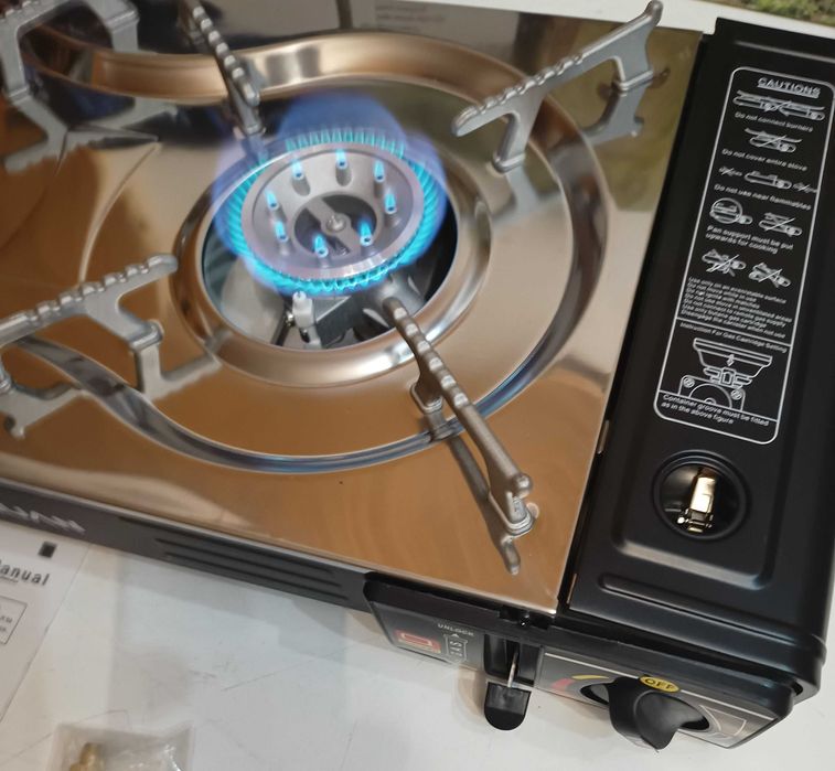 Kuchenka gazowa turystyczna  na kartusze - 2 palnikowa