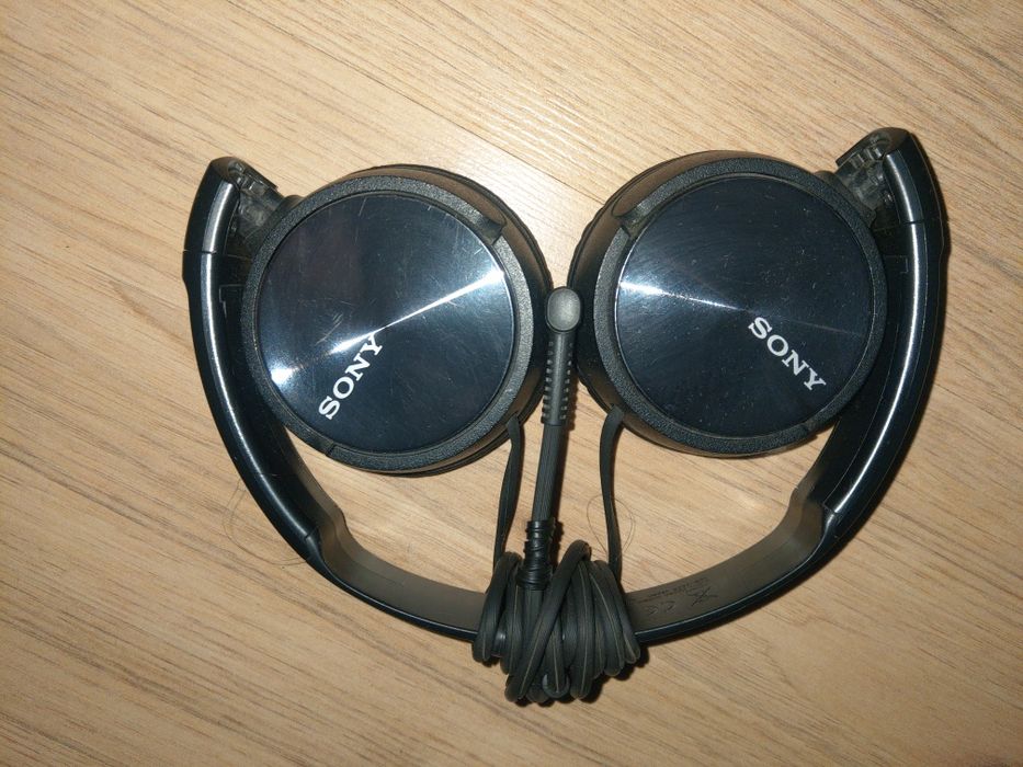 Sprzedam słuchawki nauszne sony MDR-ZX310