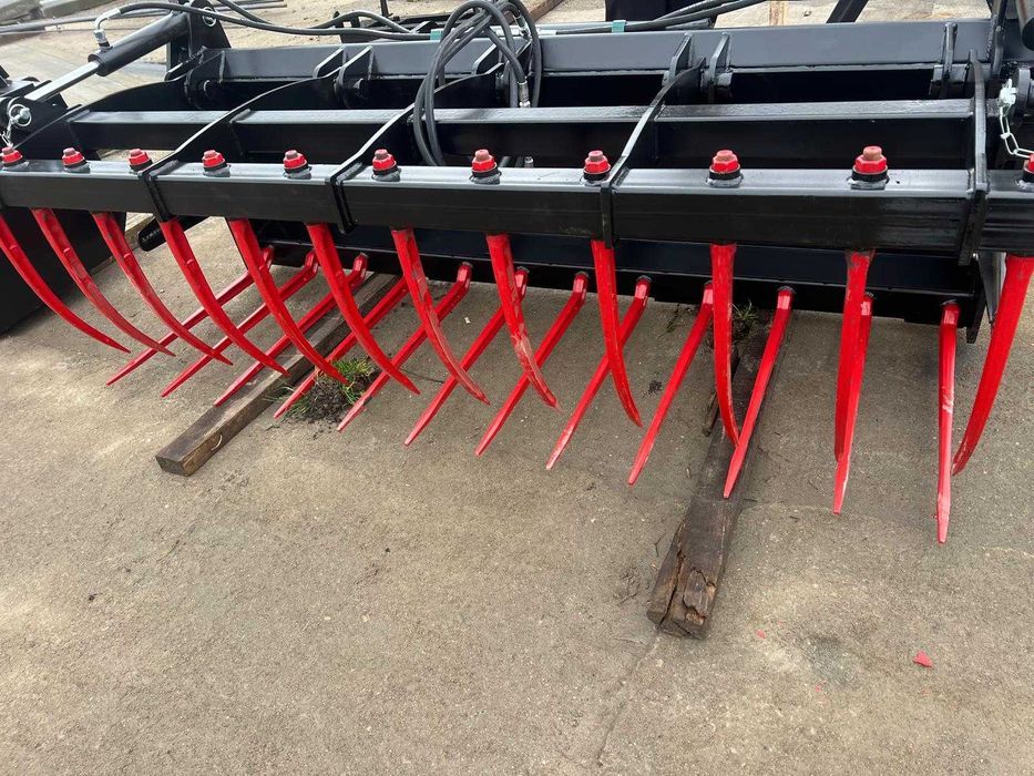 Krokodyl do obornika do ładowarek MANITOU JCB/ do tura ciągnika