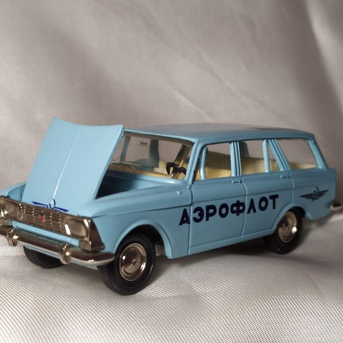 Модель авто Москвич-426 А3