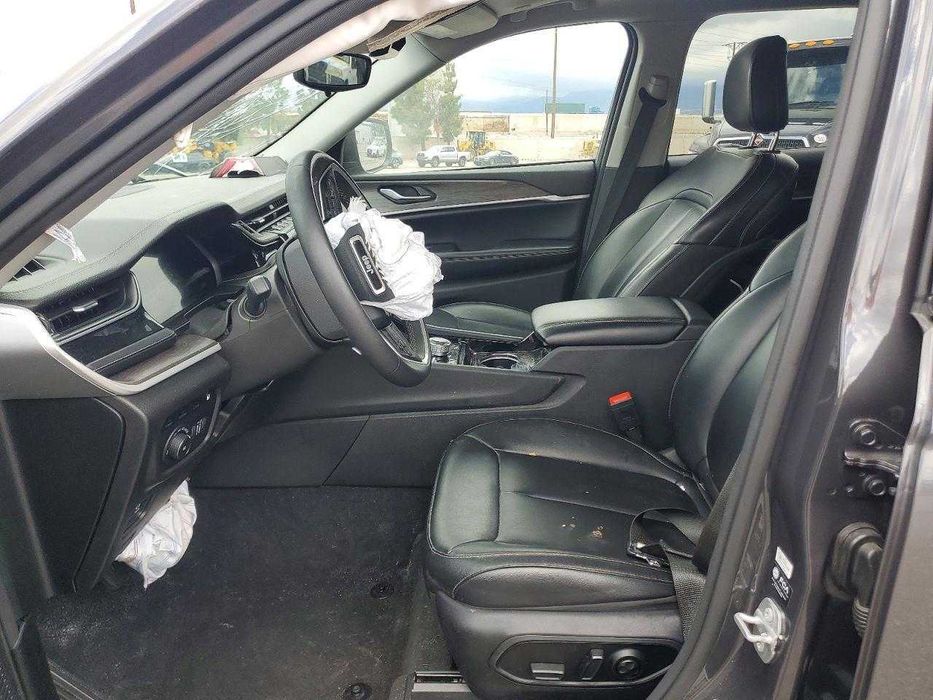2023 Jeep Grand Cherokee 4xE plug-in hybrid