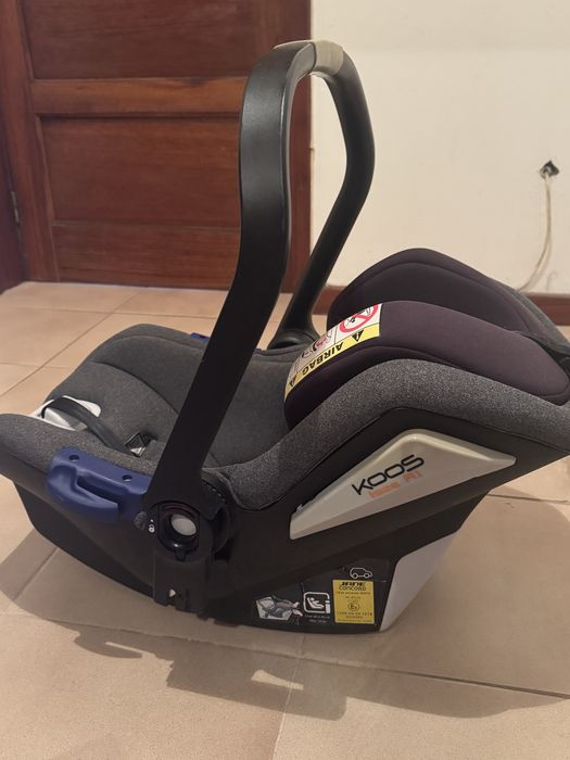 Carrinho de bebe com ovo