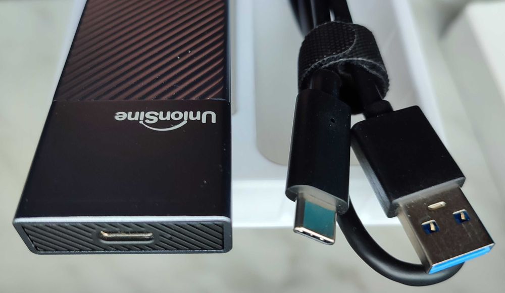 WD Blue SATA SSD 2TB. Dysk M.2 SATA + obudowa do dysku m.2.