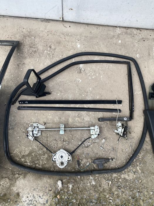 Бархотка,уплотнітєль/ущільнювач,дверей/скла Ваз09,99,14,15. Стан супер