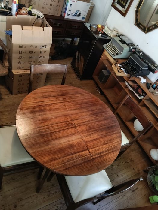 Mesa de jantar e cadeiras Olaio
