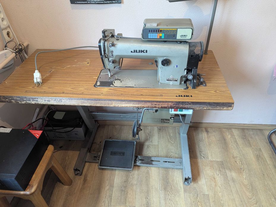 Продам швейну машину Juki DLN-491-5