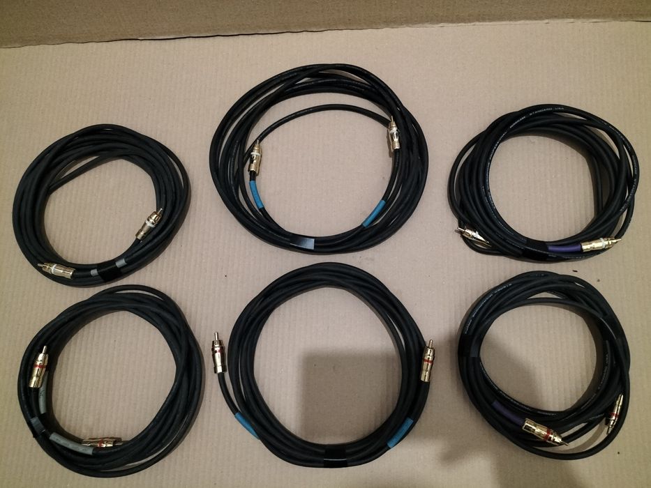 Міжблочний акустичний кабель