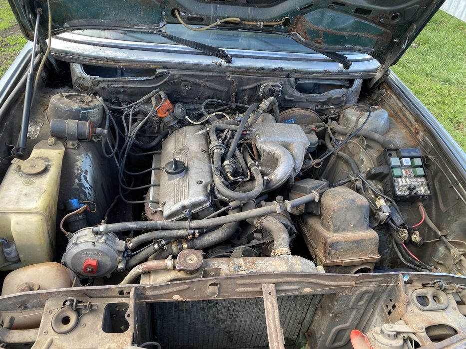 Продам БМВ E28 старий