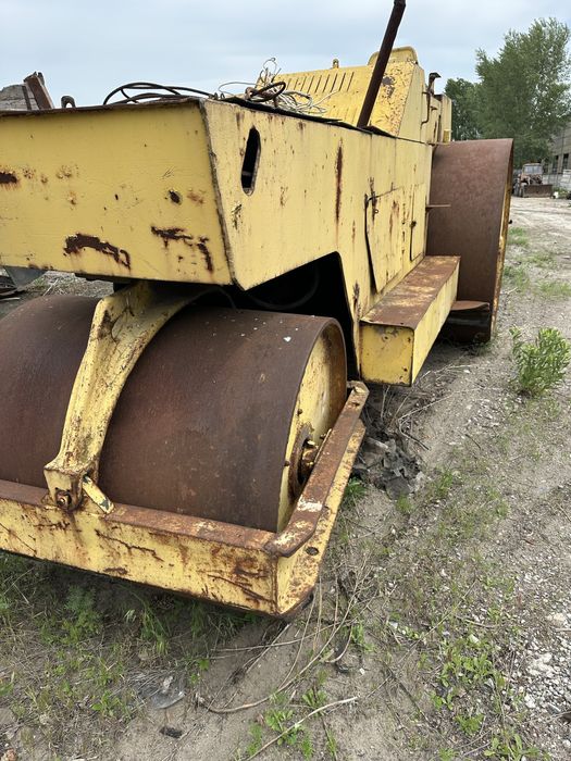 Продам трактор и каток