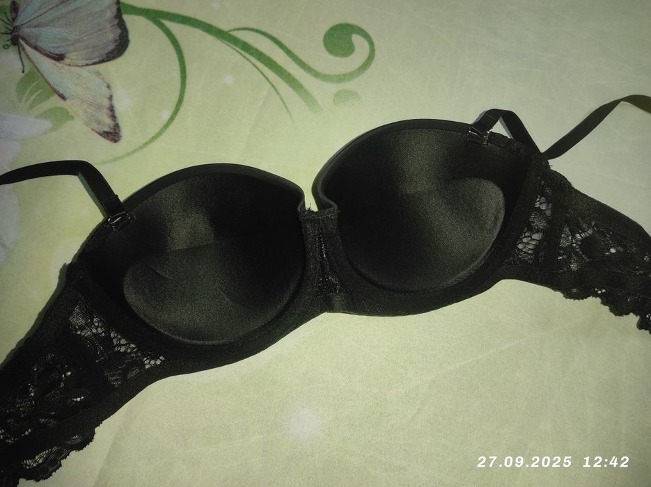 Бюстгальтер на чашку В