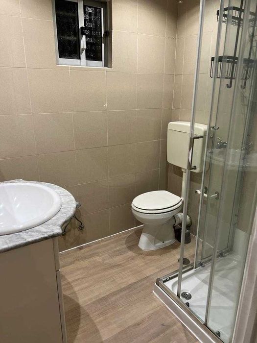 Alugo T1 Lisboa junto Expo