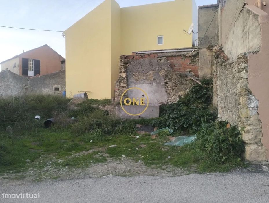 Moradia em Ruínas com Projeto Aprovado – Cachoeira, Milharado (Mafra)