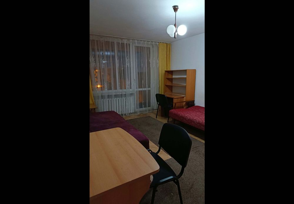 Pokoje na wynajem, Centrum