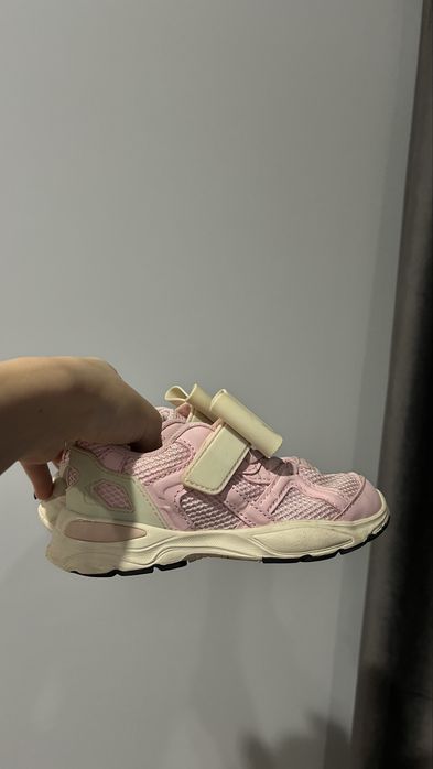 Дитячі кросівки ZARA
