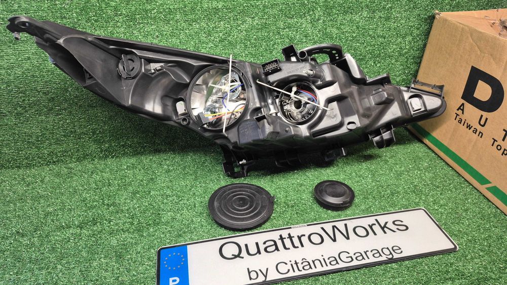 Otica Farol Esquerdo Peugeot 207 WA WC WK SW WD CC 2006 a 2013 Ref. 550-1140L-LDEMF NOVO DEPO