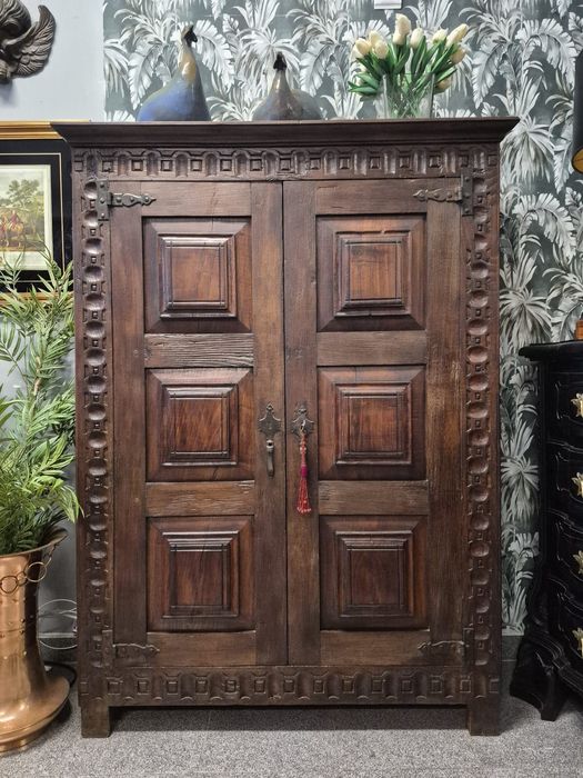 Armário/Roupeiro de Entrada Antigo.