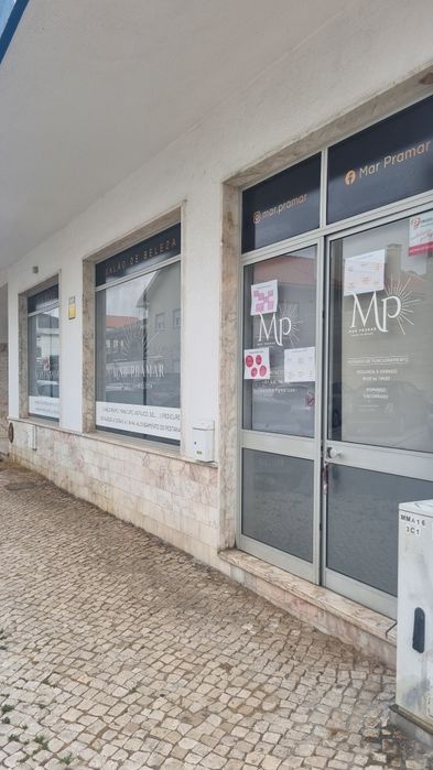 Alugo mesa de manicur e gabinete de estetica