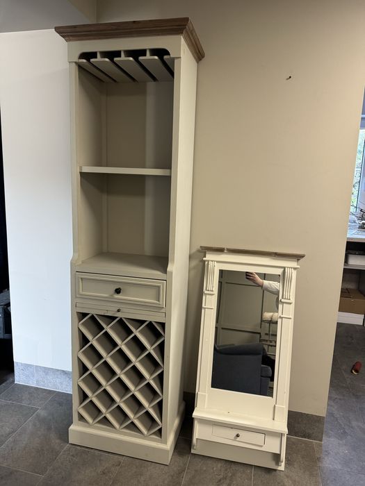 Winiarnia regał na wino i lustro komplet mebli