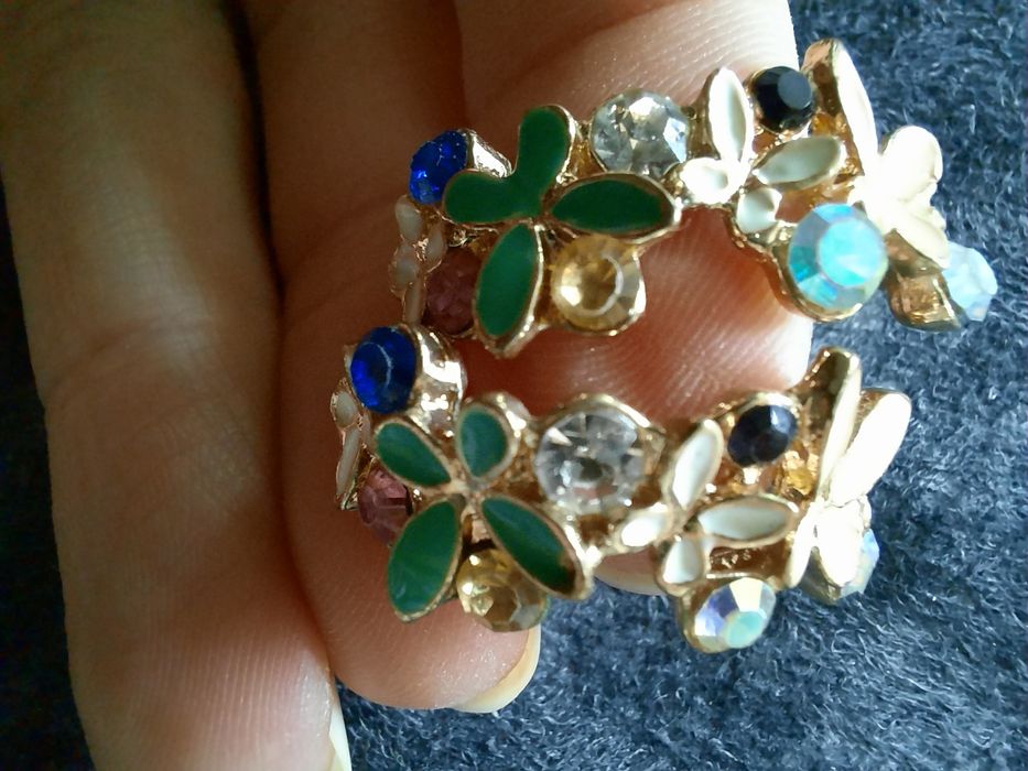 Kolczyki motylki cyrkonie emalia