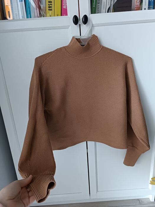 Beżowy golf Zara S