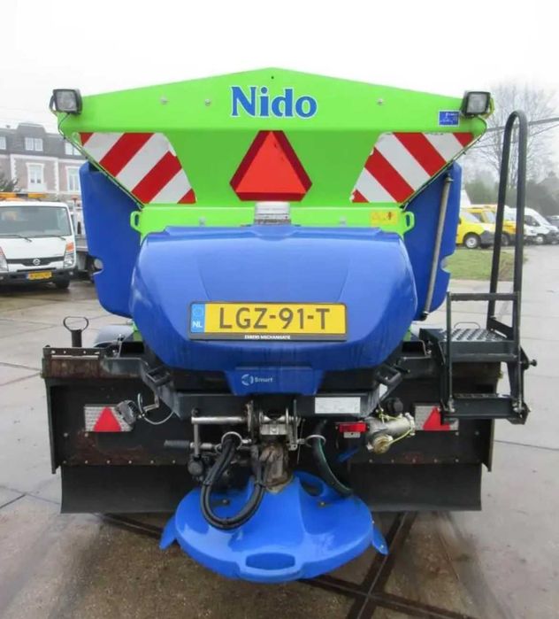Piaskarka Solarka Posypywarka Epoke Igloo Schmidt Nido Stratos B35-30