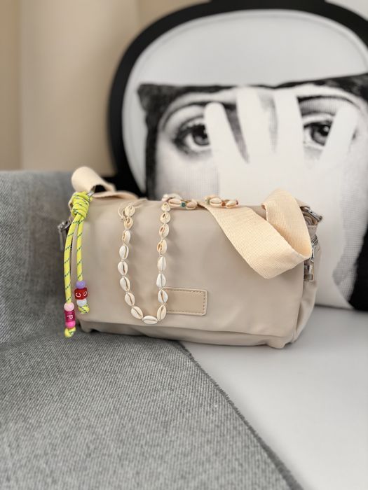 Colar e/ou argolas com búzios