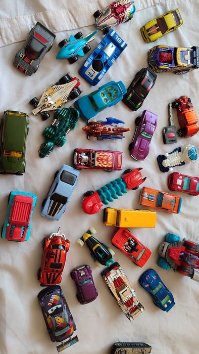 Hot wheels maisto хот вилс машинки