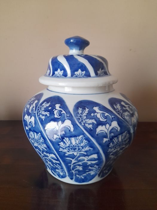 Pote Chinês da Dinastia Tang