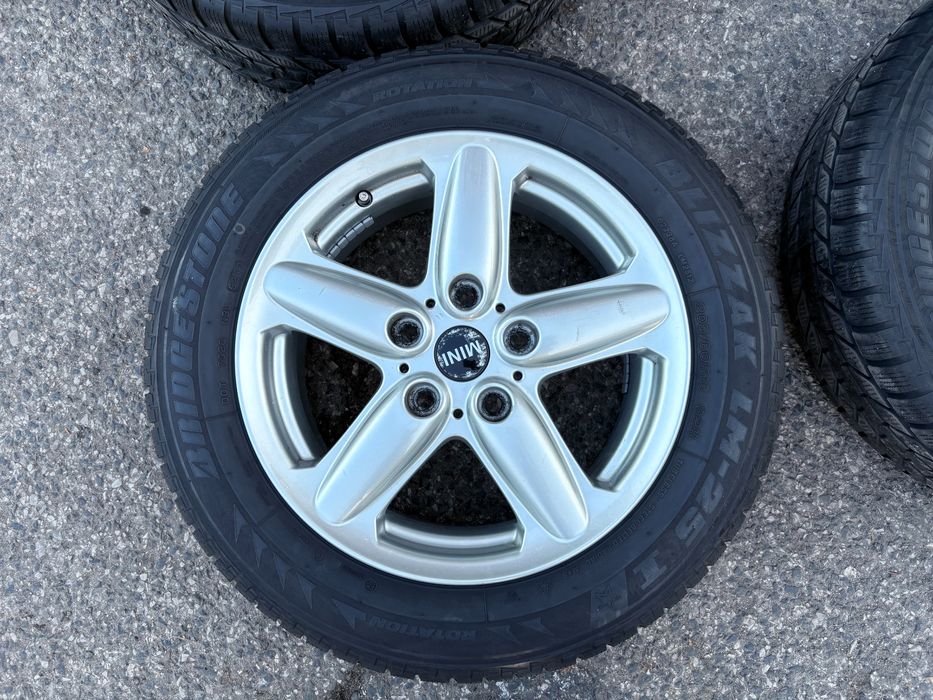 Felgi aluminiowe srebrne MINI 6.5x16" 5x120 ET46 72.6 FU15088