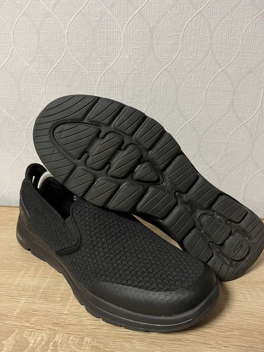 Чоловічі кроссівки Skechers Go Walk 5 Apprize