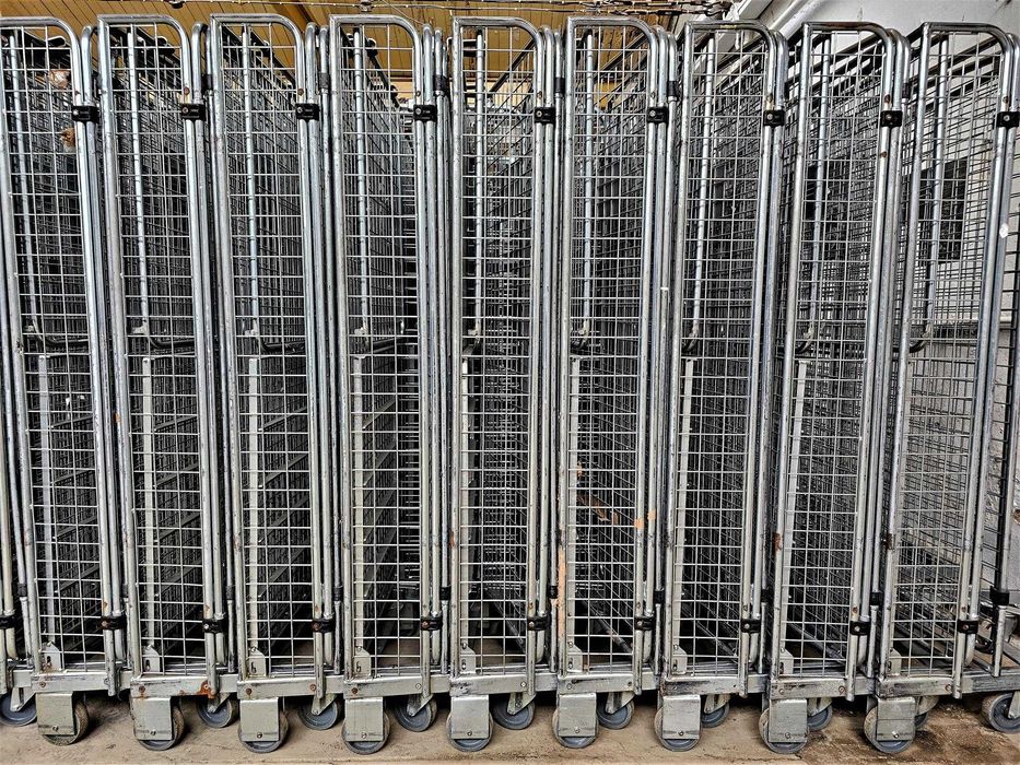 Wózek Magazynowy Transportowy Kosz Siatkowy Kurierski Gniazdowy