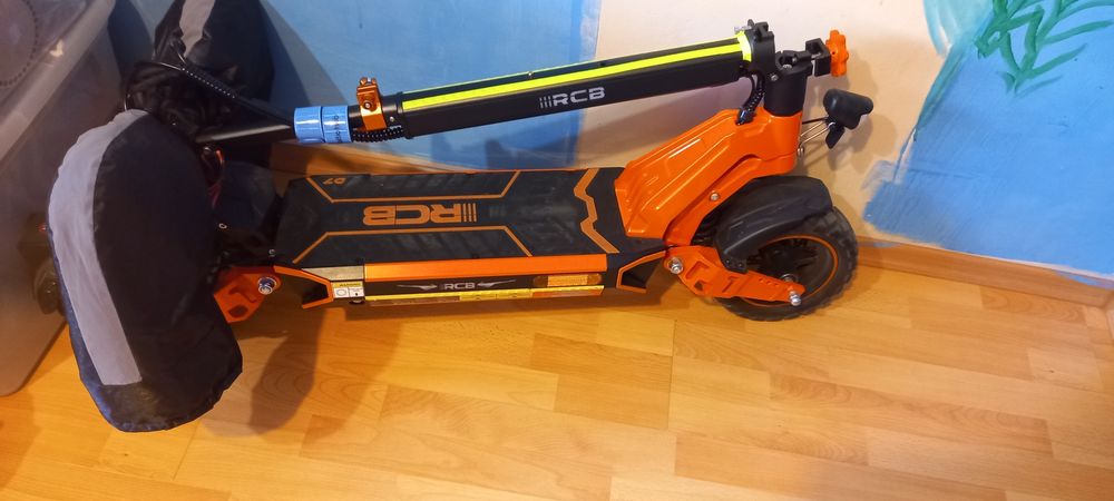 Hulajnoga elektryczna dla dorosłych 500W 20.8Ah 90-100km RCB-D7
